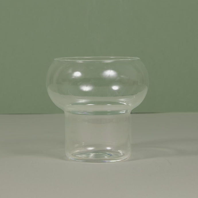 Ein GIF zu den natürlichen Zutaten des Hazelnut Oat Latte